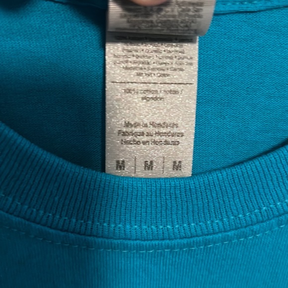 Gildan custom shirt size Medium - Picture 4 of 5